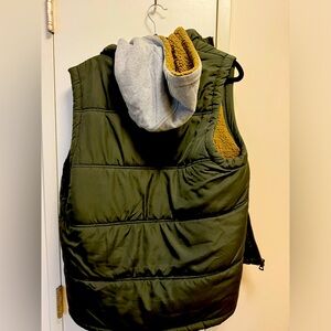Weatherproof Vintage Hooded Puffer Vest